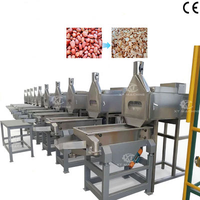 Volautomatische machine voor het snijden en blancheren van pinda's met hoge blancheringsgraad
